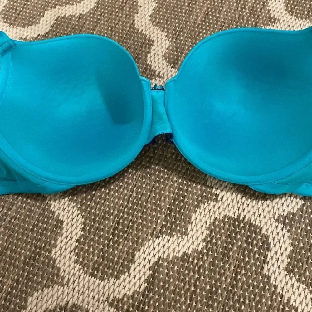 Torrid Bra size 44D